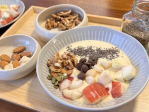 honey yoghurt bowl on tray