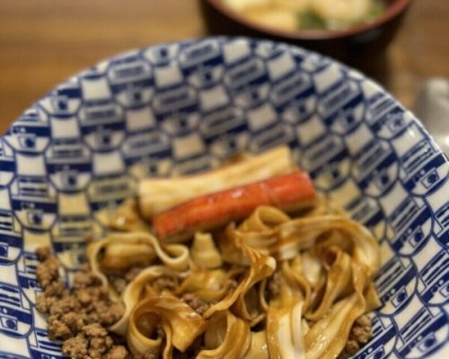 kid-friendly zha jiang mian